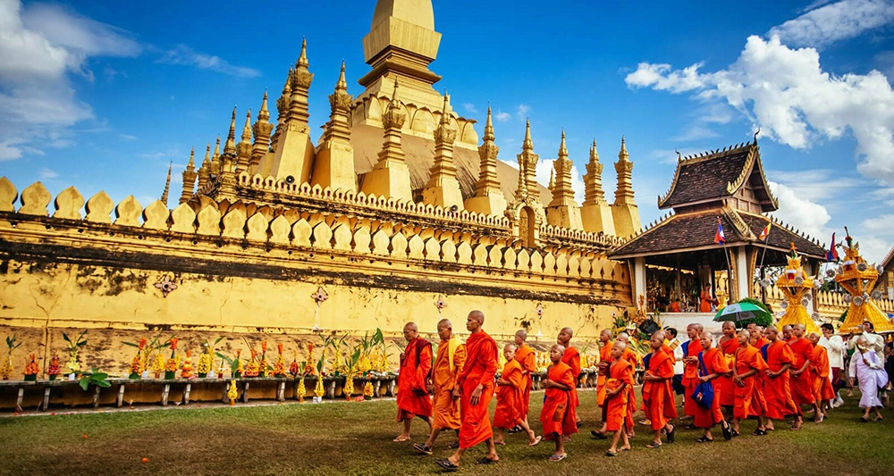 Surf Through Laos – 5 Days