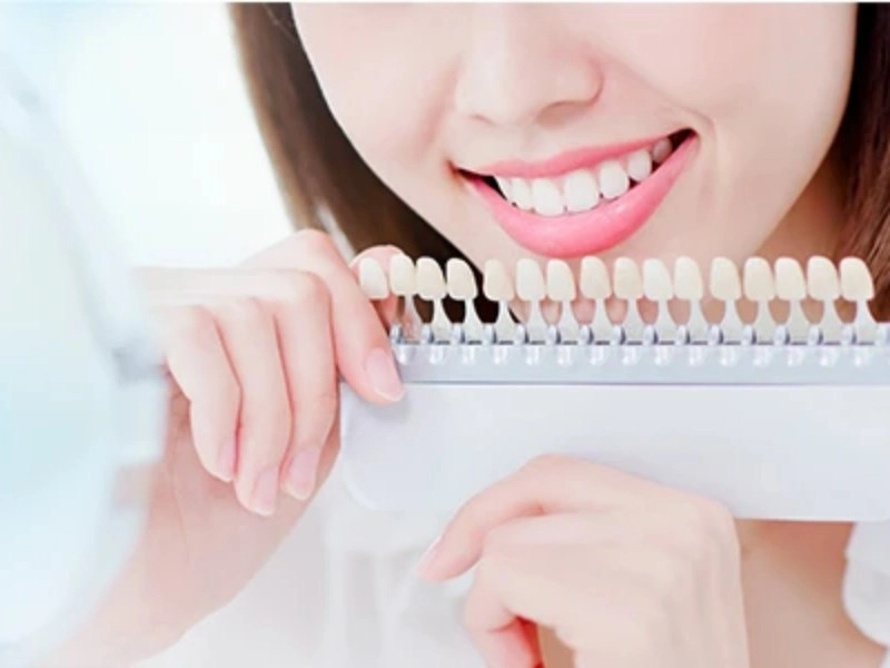 Aesthetic Porcelain Crowns – Brighten Your Smile with Natural-Looking Dental Restorations