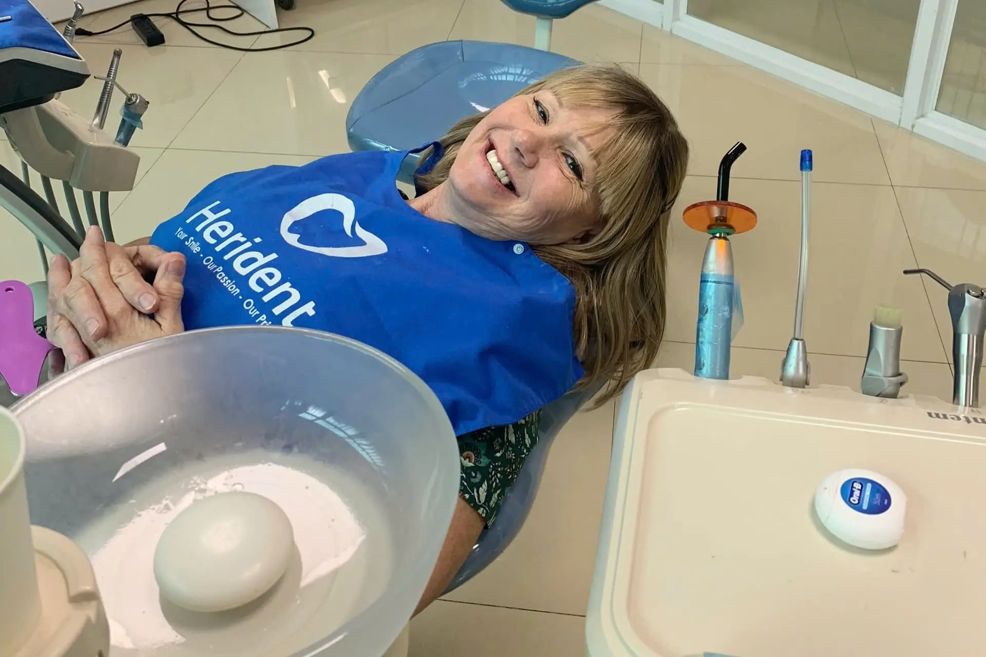 “The Journey Behind Every Smile” – Khánh Vy’s Story at Vietnam Dental Travel