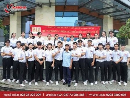 Thực tập sinh NHHK hóa “Chiến sĩ quả cảm” tham gia diễn tập Phòng cháy chữa cháy và Cứu nạn cứu hộ